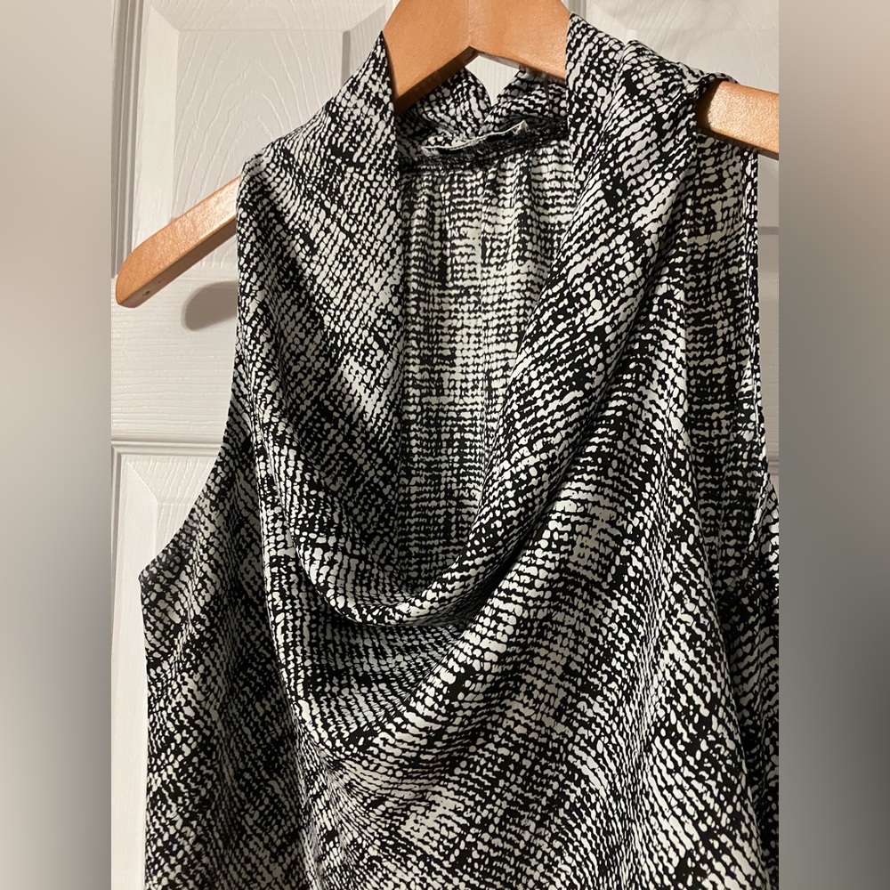 Black and White Work Blouse, Size Medium